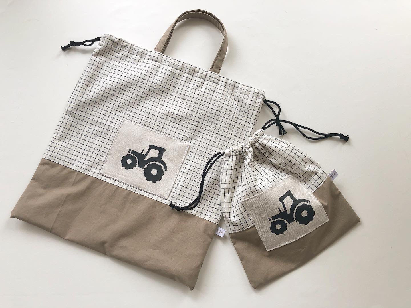 Bi color   -   Pouch set